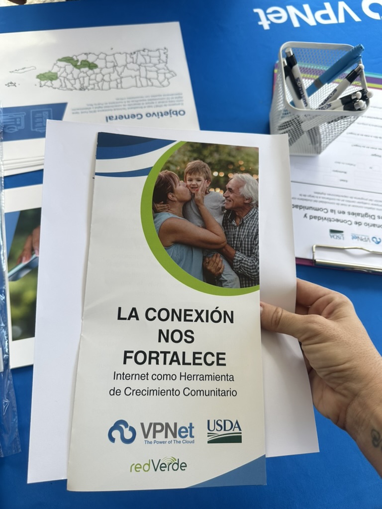Folleto La conexión nos fortalece de vpnet, USDA y redVerde